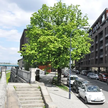 Designomania - Nadwislanska 11