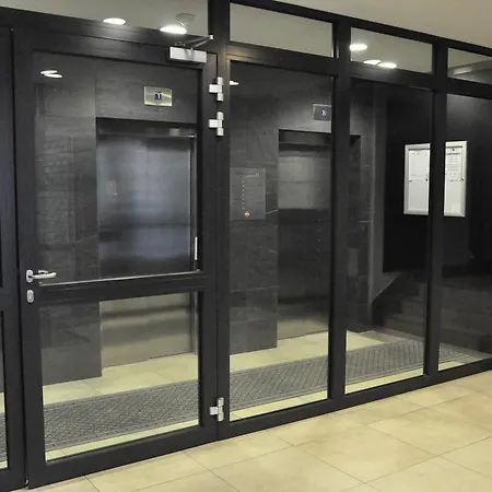 Designomania - Nadwislanska 11 *