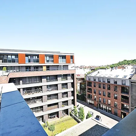 Designomania - Nadwislanska 11 *