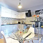 Designomania - Nadwislanska 11 * Kraków